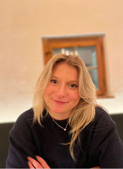 Portrait Sophie Team Lindemann's Overtime-Bar